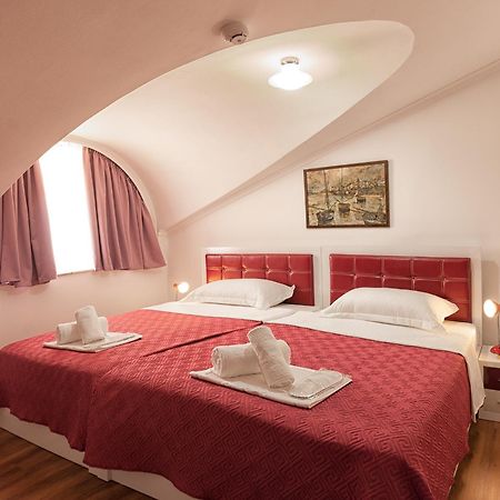 Dora Residence Collak Екстер'єр фото