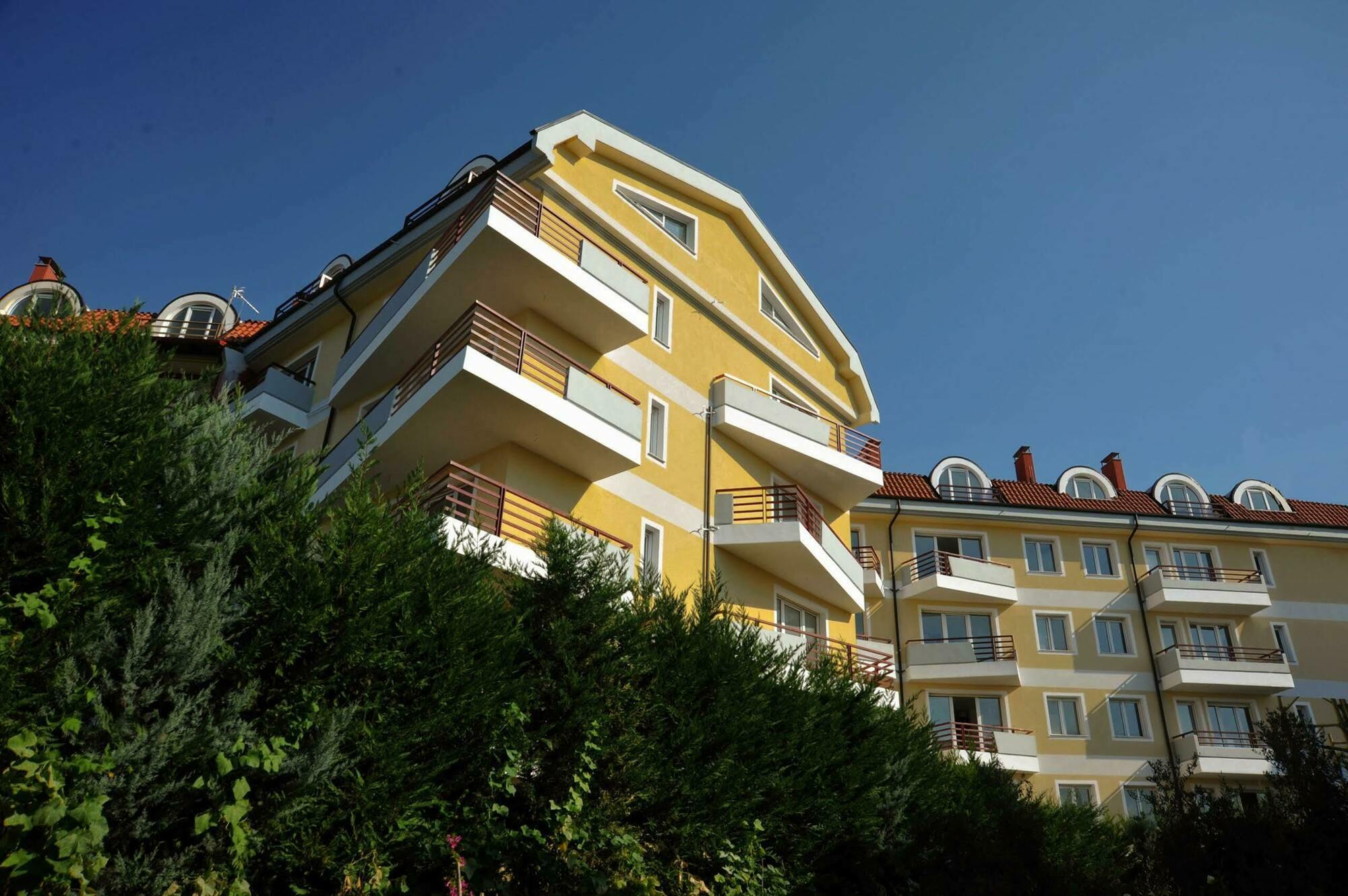 Dora Residence Collak Екстер'єр фото